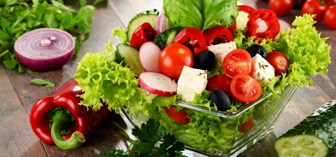 El plato saludable vegetariano/vegano